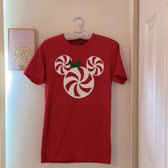 Next Level Apparel Junior Xmas Minnie Mouse t-shirt - Picture 1 of 5